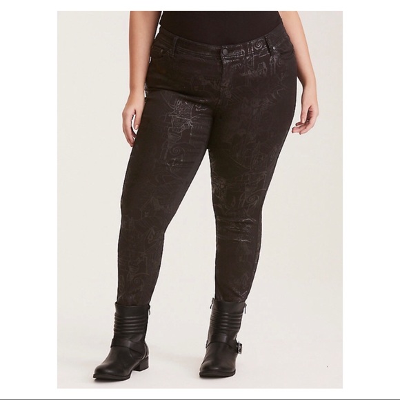 torrid Denim - Torrid Nightmare Before Christmas Skinny Jeans 10